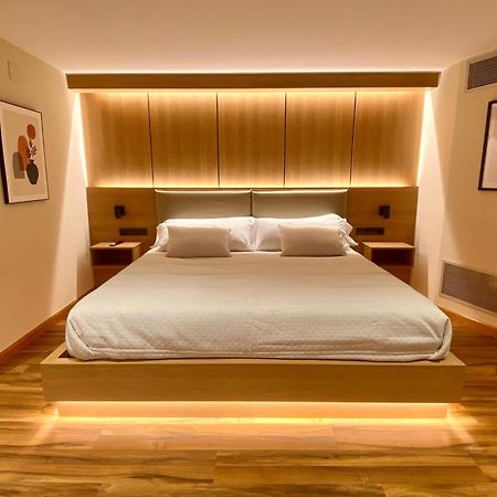 Hostal Rio Selmo Ponferrada Buitenkant foto