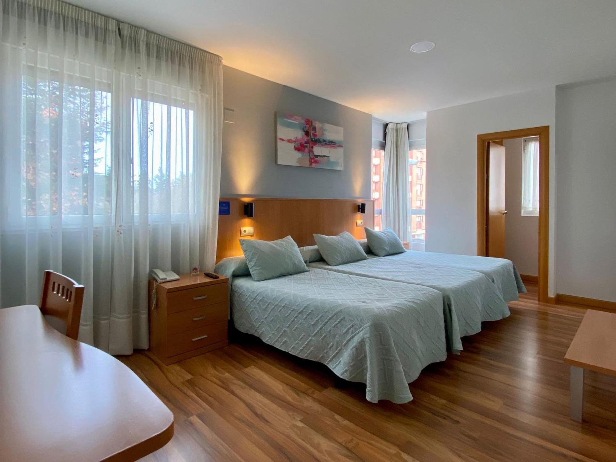 Hostal Rio Selmo Ponferrada Buitenkant foto