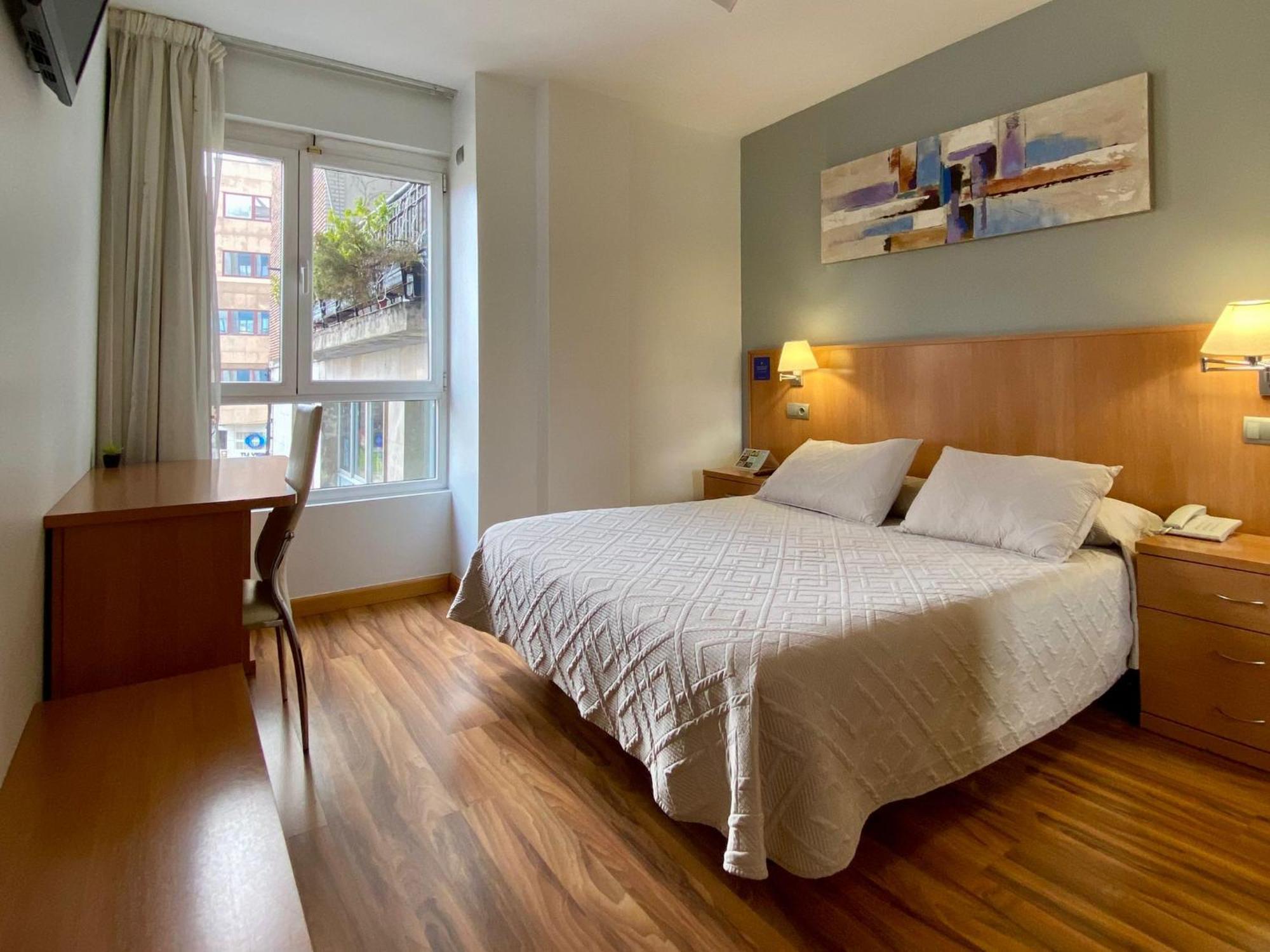 Hostal Rio Selmo Ponferrada Buitenkant foto